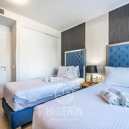 Higueronrentals Greenhouse Apartment