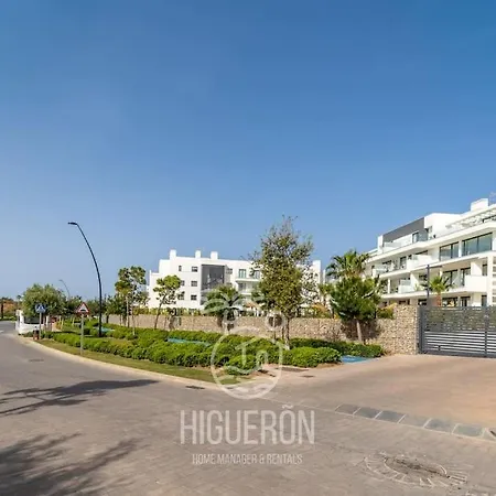 Higueronrentals Greenhouse