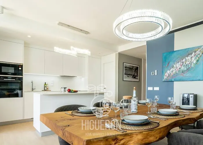 Higueronrentals Greenhouse Apartament *